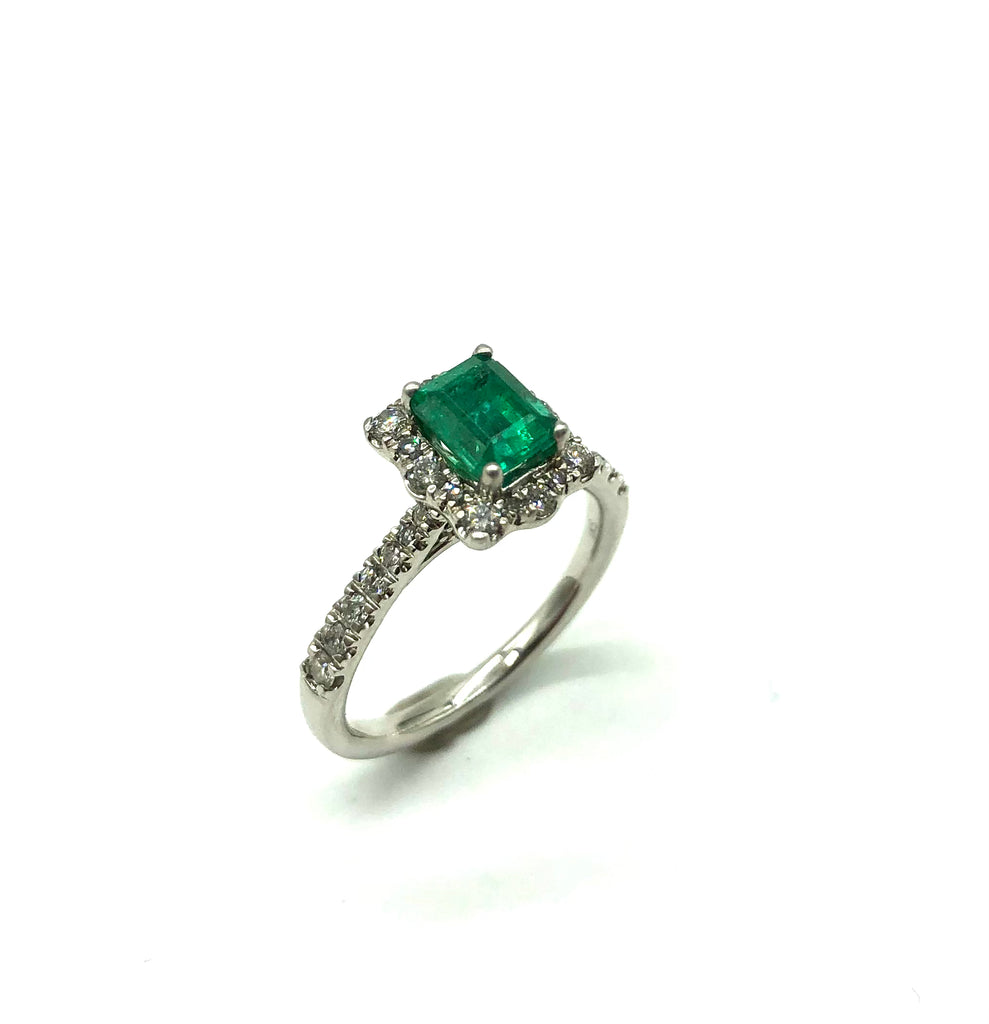 95 Ptw Emerald & Diamond Ring - Dick's Pawn Superstore