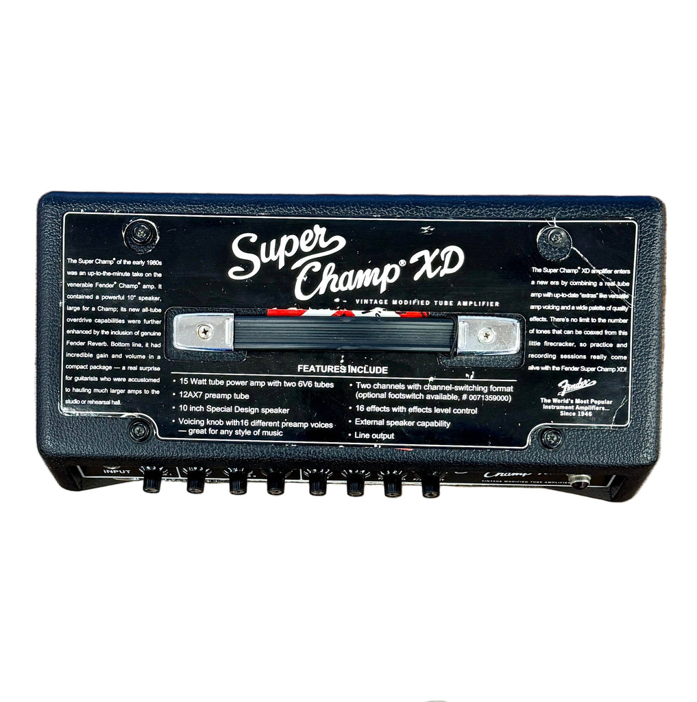 Fender Super Champ XD Guitar Combo Amplifier Fender Super Champ XD amplifier on a white background