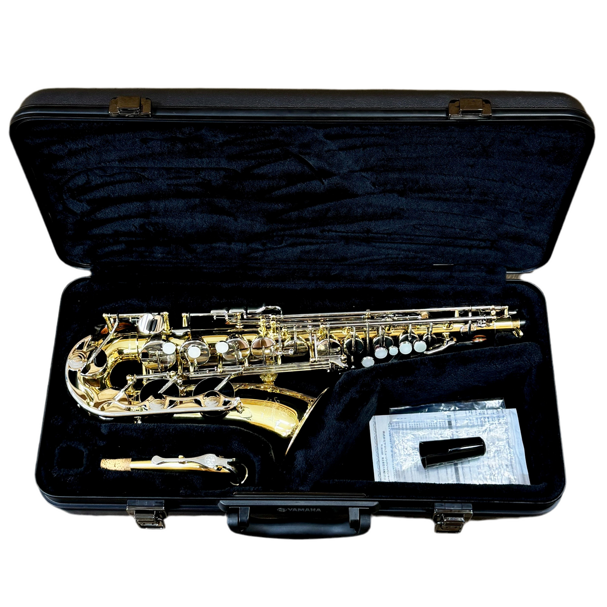 Yamaha YAS-200ADII Advantage Standard Alto Saxophone w/ Hard Case (Ser