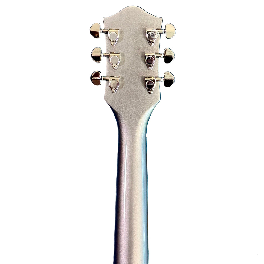 Gretsch G2622/PHNTM Streamliner Center Block Double-Cut with V-Stoptail Electric Guitar w/ Hard Case Close-up of a guitar headstock with tuning pegs on a white background
