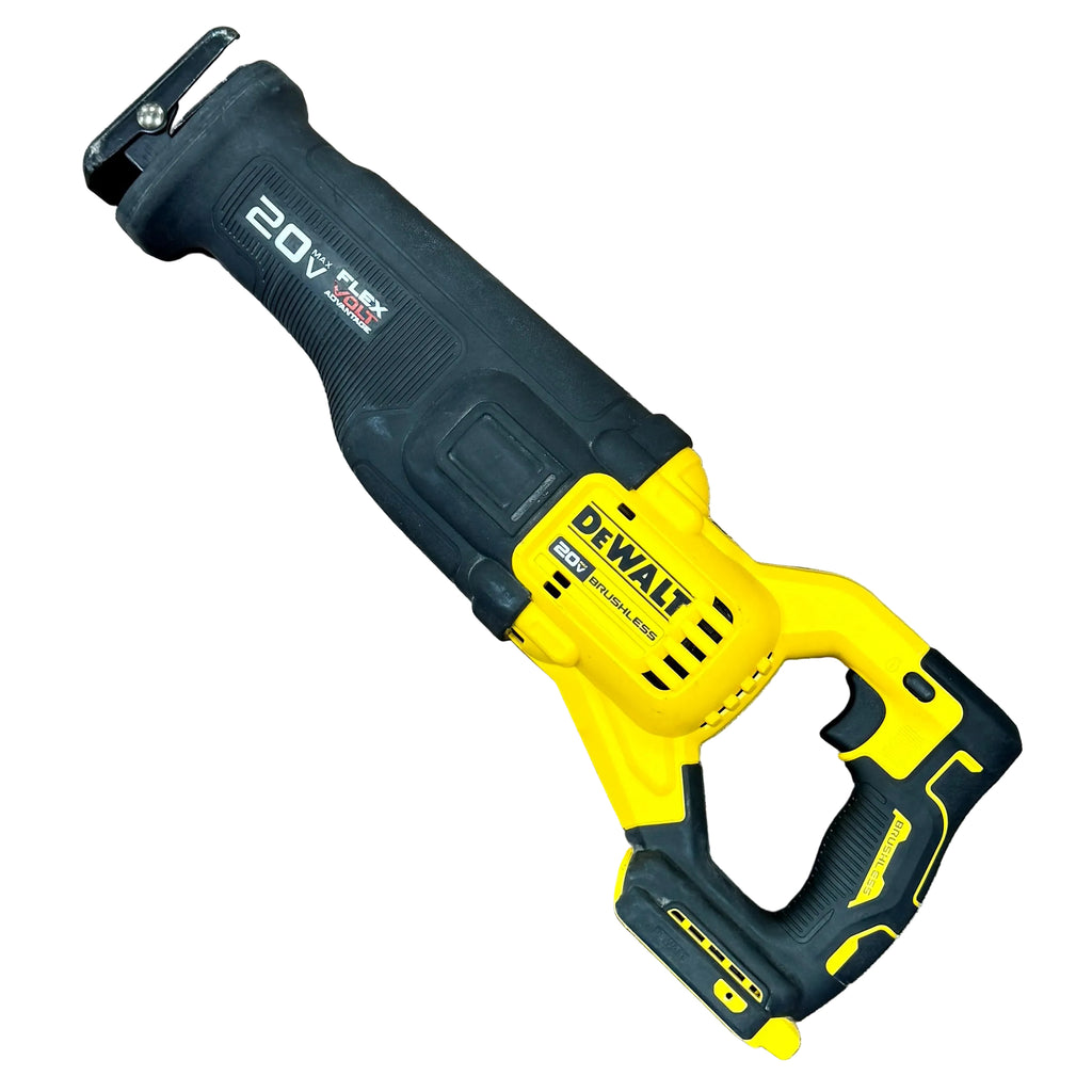 DeWalt FLEXVOLT ADVANTAGE 20V MAX 1-1/8" Stroke Brushless Cordless Variable Speed Reciprocating Saw w/ Battery (DCS386) DeWalt power tool on a wooden surface