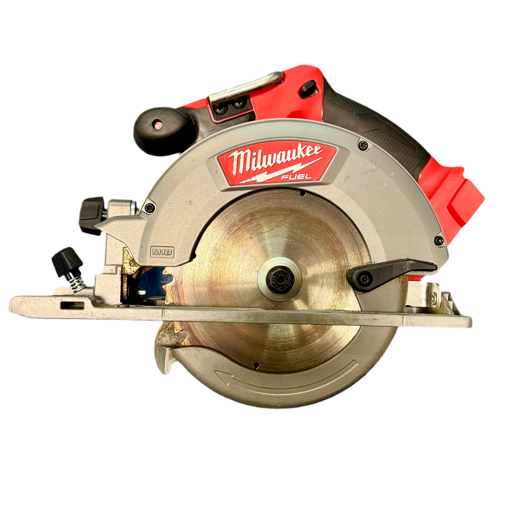 Milwaukee M18 FUEL 6-1/2" Circular Saw w/ Battery & Charger (2730-20)