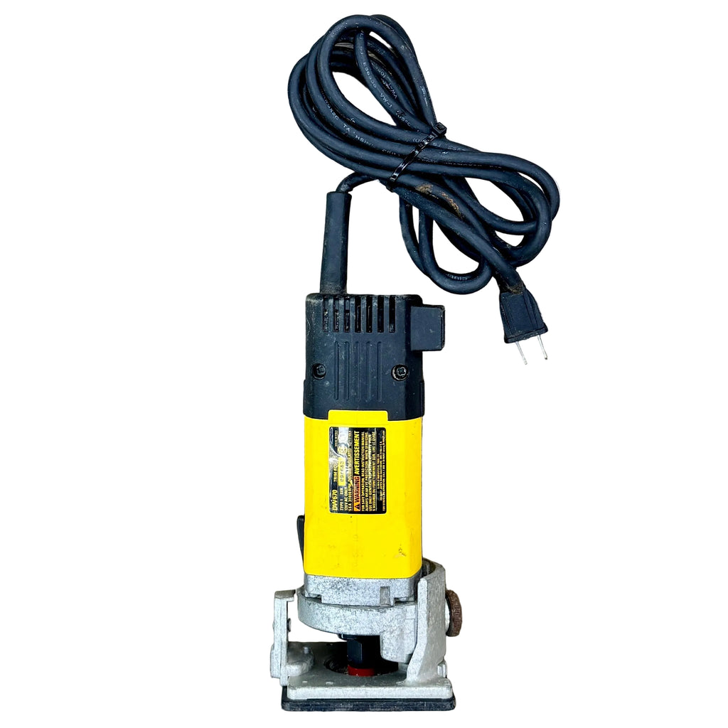 DeWalt 5.6-Amp Corded Trim Router (DW670)