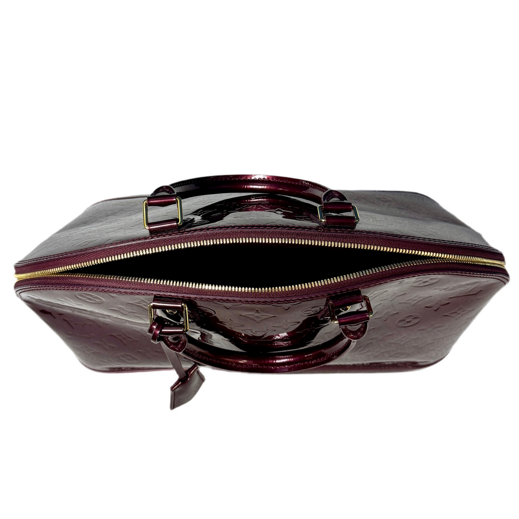 Louis Vuitton Vernis Alma GM Monogram Handbag w/ Dust Bag & Box - Red Purse with gold zipper and handle on a white background