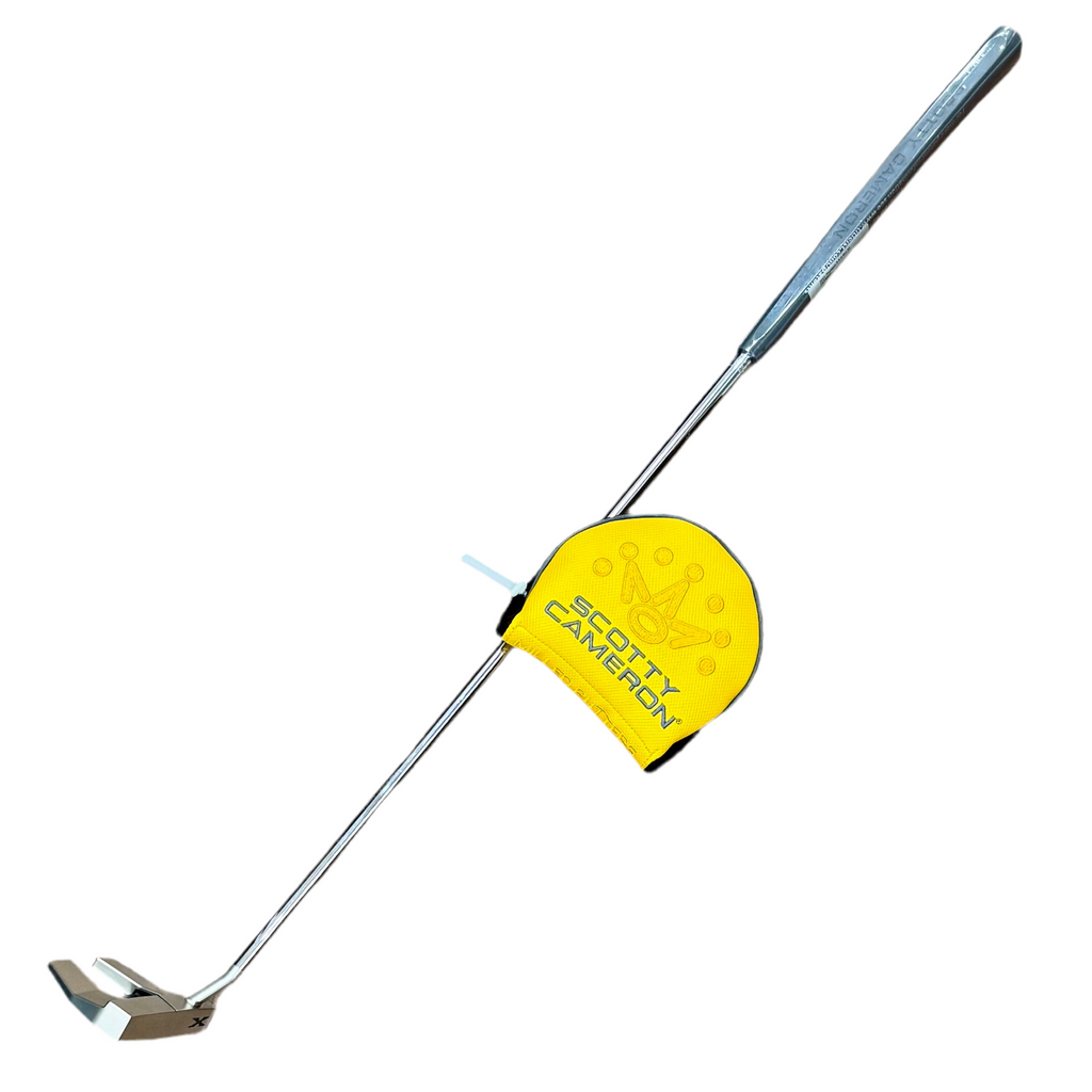 Titleist Scotty Cameron PHANTOM X 5.5 Mallet Putter RH Golf Club w/ Headcover Golf club with a yellow Scotty Cameron putter head cover on a white background