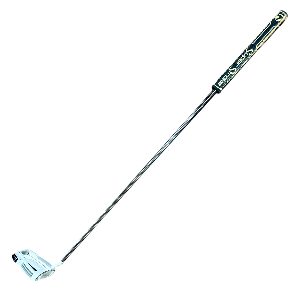 TaylorMade Spider X Mallet Putter RH Golf Club w/ Headcover Golf club with a chrome head on a white background