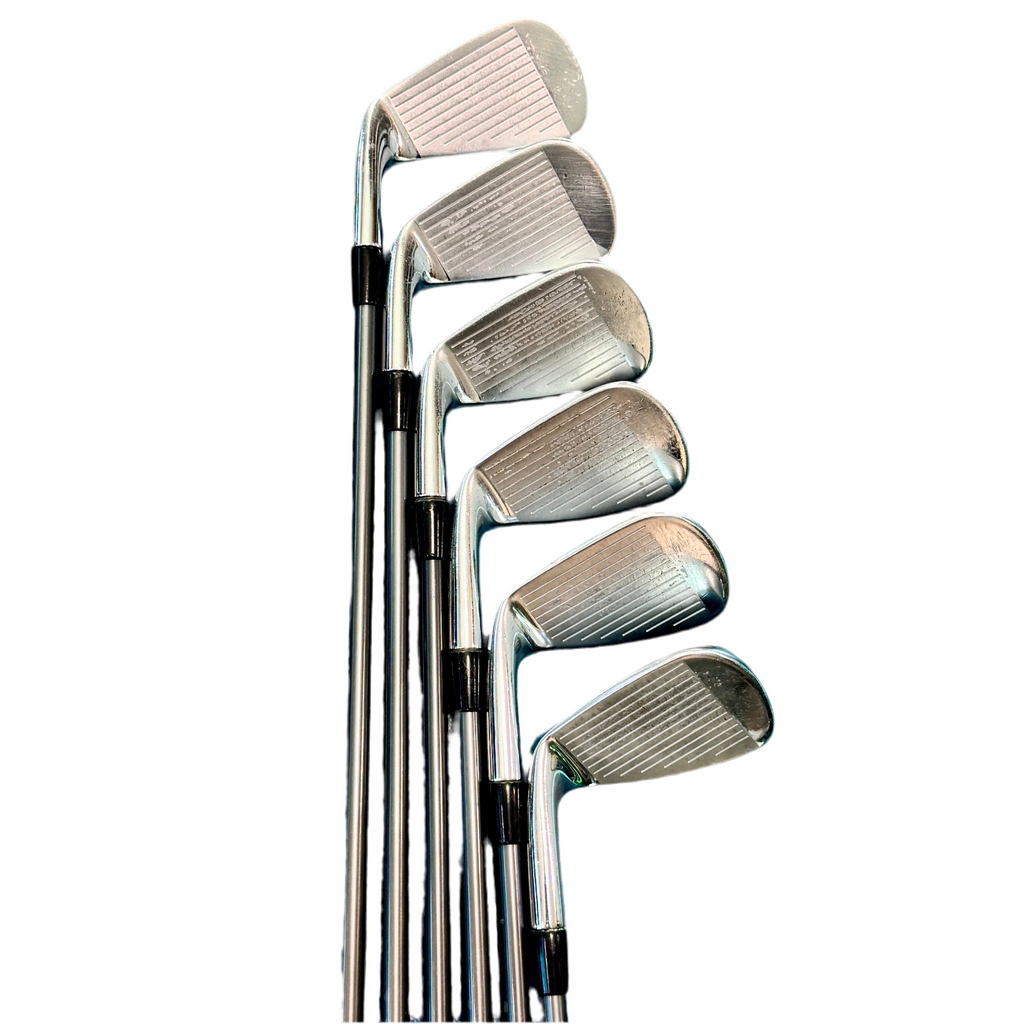 Titleist 710 AP2 6-Piece Iron Set RH Golf Clubs (5-9, P) Set of golf clubs on a white background