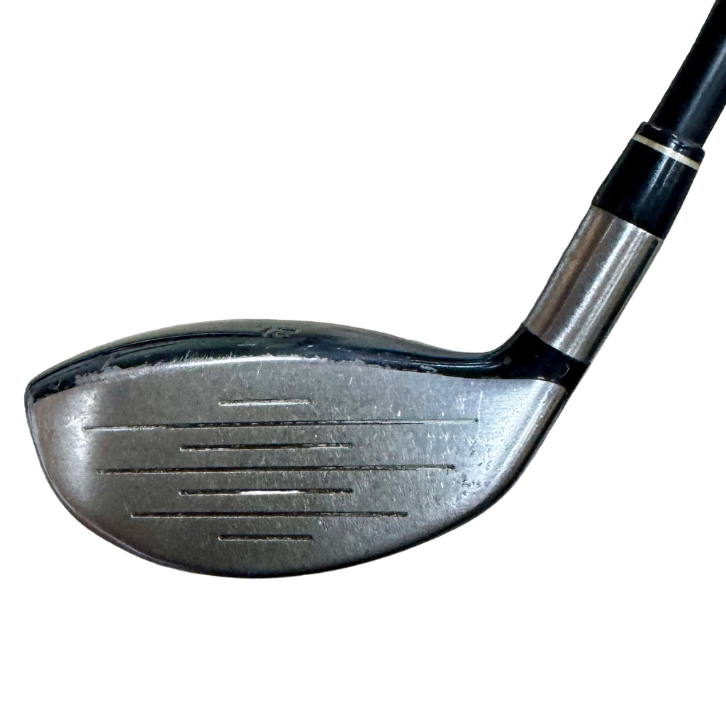 TaylorMade V STEEL 4 Wood RH Golf Club Golf club head on a wooden surface