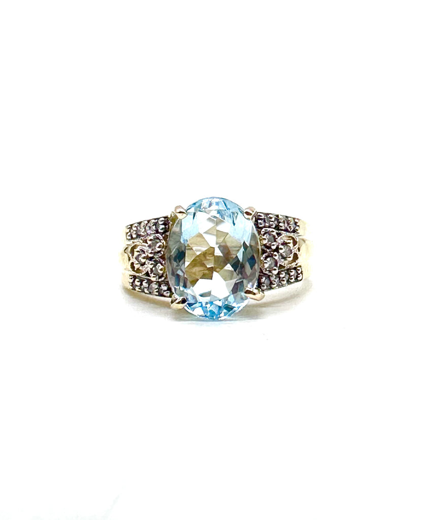 Aquamarine and Diamond Ring
