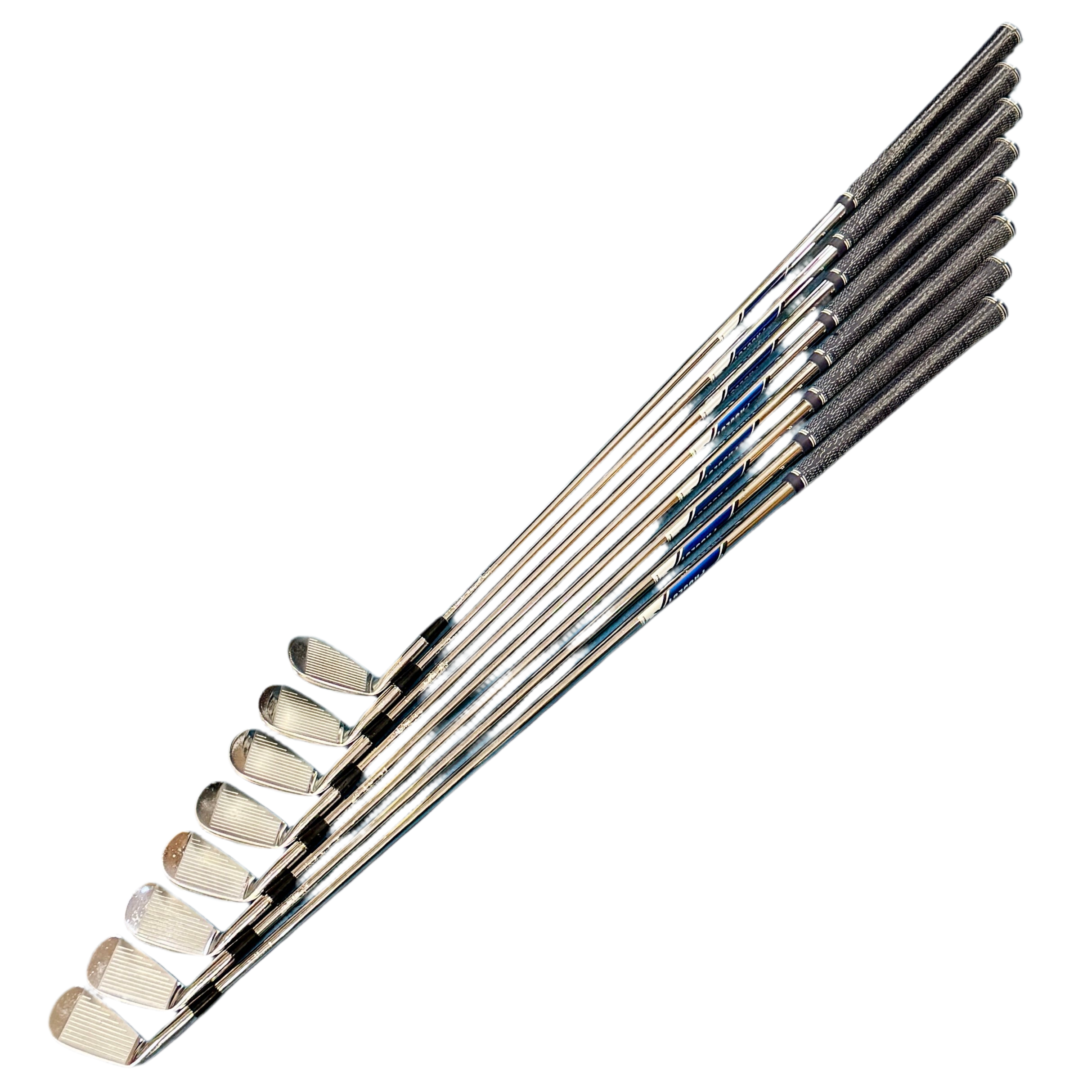 Mizuno MP-32 8-Piece Iron Set RH Golf Clubs (3-9, P) Mizuno MP-32 8-Piece Iron Set RH Golf Clubs (3-9, P)