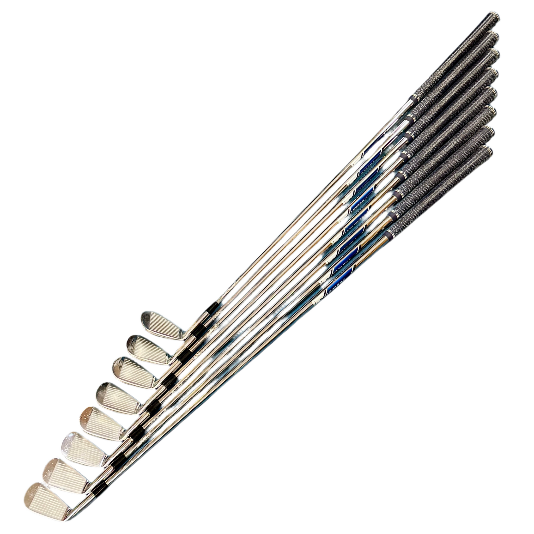 Mizuno MP-32 8-Piece Iron Set RH Golf Clubs (3-9, P)