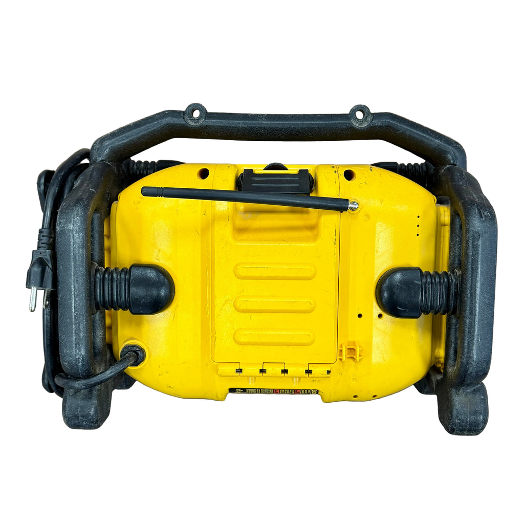 DeWalt 12V / 20V MAX Cordless Jobsite Radio/Charger (DCR015) back