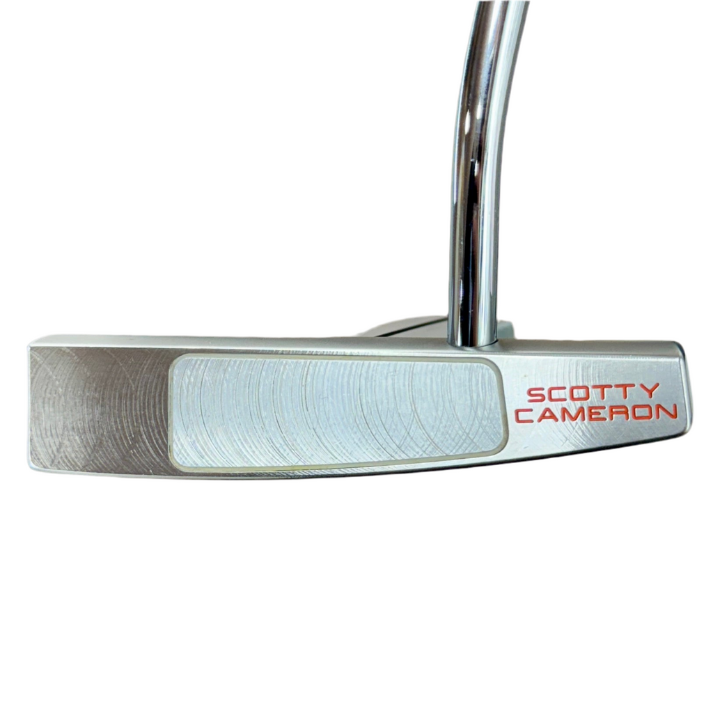 Titleist Scotty Cameron DETOUR Putter RH Golf Club w/ Headcover Scotty Cameron golf putter on a white background