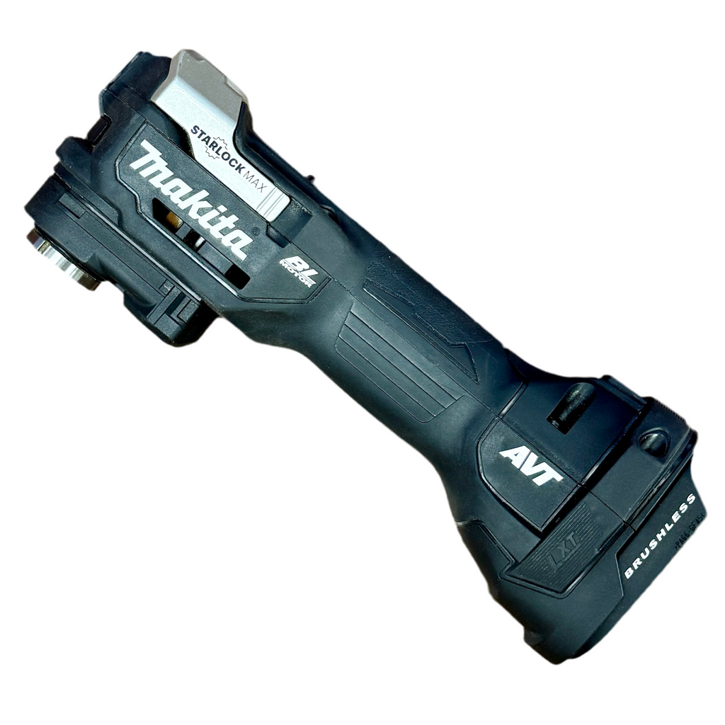 Makita StarlockMax 18V LXT Brushless Cordless Sub-Compact Oscillating Multi-Tool (XMT04) Makita power tool on a white background