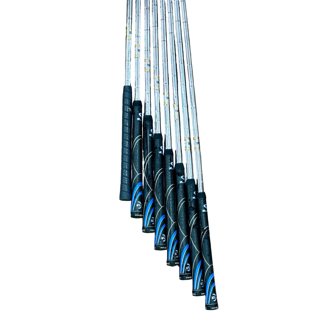 PING EYE 2 Black Dot 8-Piece Iron Set RH Golf Clubs (3-9, W) Set of fishing rods with blue and black handles on a white background