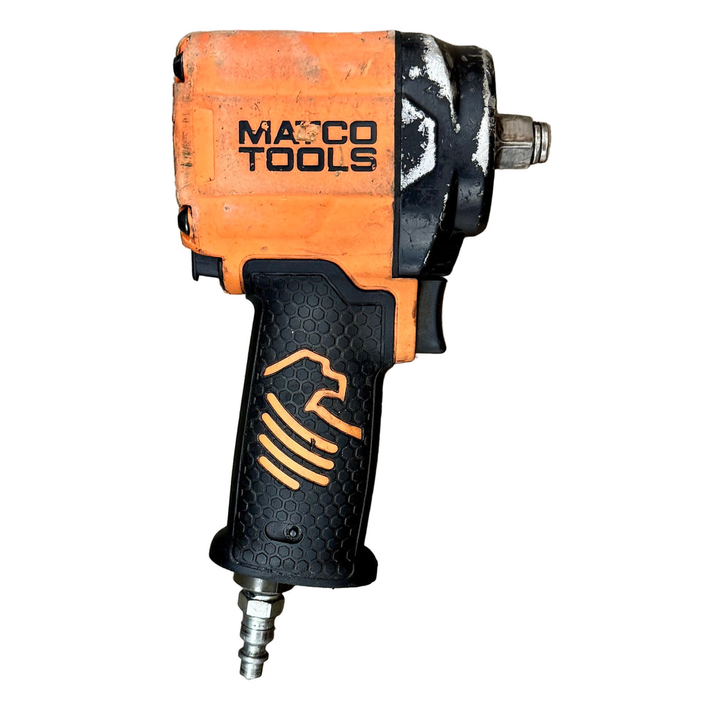 MATCO TOOLS 1/2" Pneumatic Stubby Impact Wrench w/ ADV Stubby Metric Impact Sockets - Orange (MT2765KO) Orange and black impact wrench with 'MASSCO TOOLS' branding on a white background