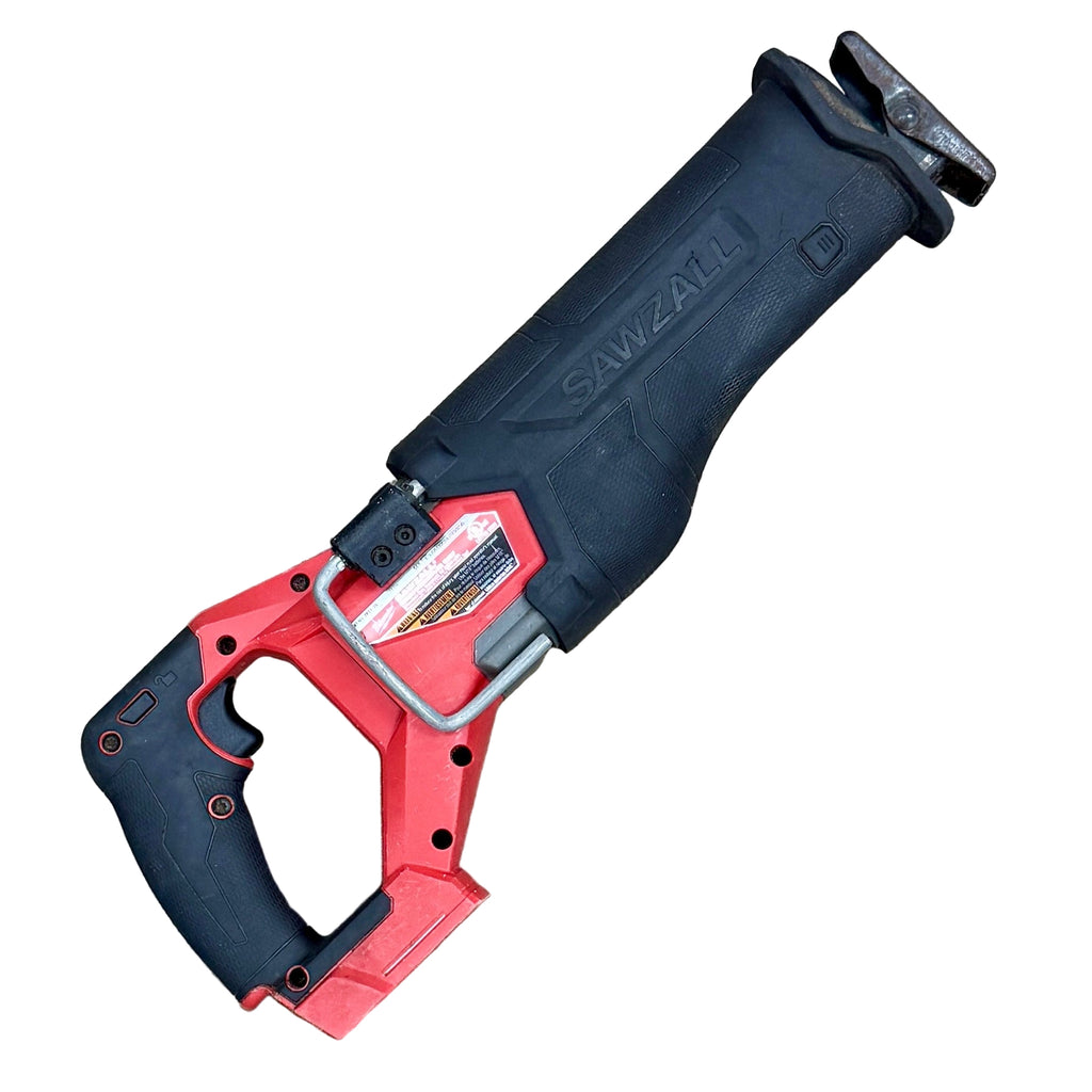 Milwaukee M18 FUEL 18V 1-1/4" Stroke Brushless Cordless SAWZALL Reciprocating Saw (2821-20) Red and black reciprocating saw on a white background
