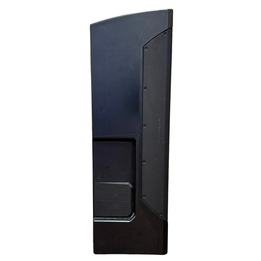 MACKIE REACH 750W Professional PA Speaker System w/ Carrying Case Black speaker against a textured wall
