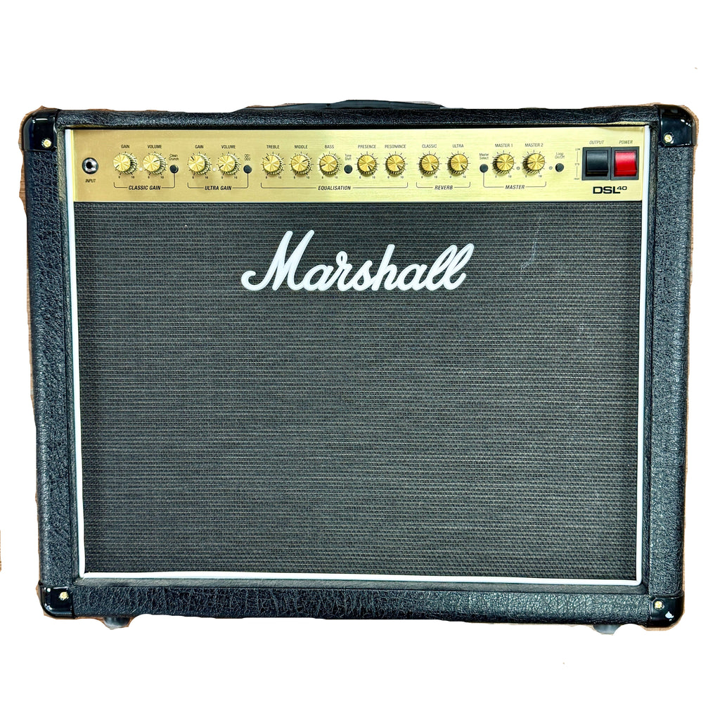 Marshall DSL40CR Guitar Combo Amplifier Marshall guitar amplifier on a wooden floor