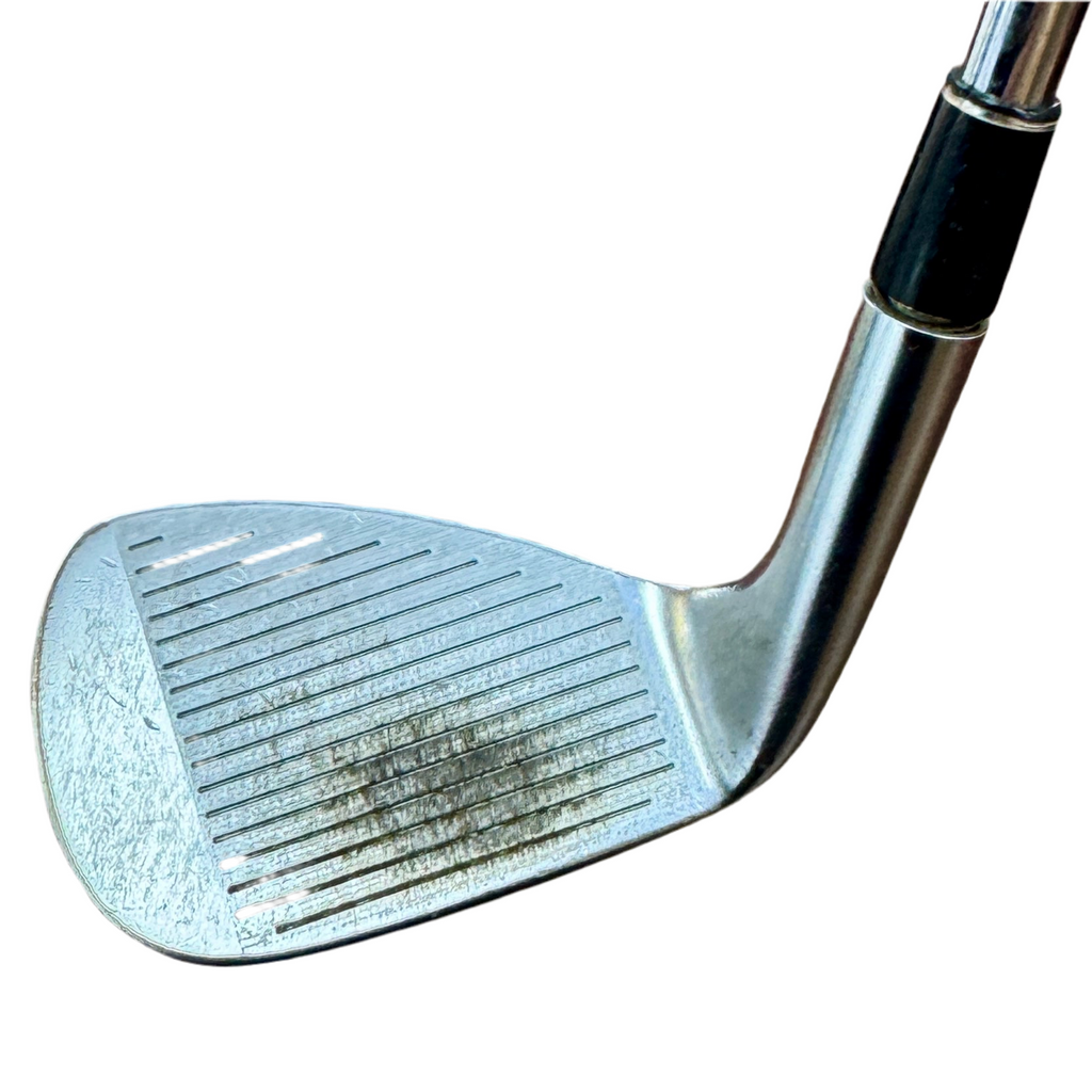 SRIXON ZX7 MK II Approach Wedge RH Golf Club Golf club on a white background
