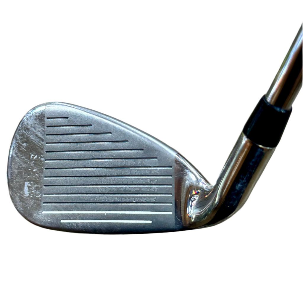 Callaway EDGE 8 Iron RH Golf Club Golf club head on a white background
