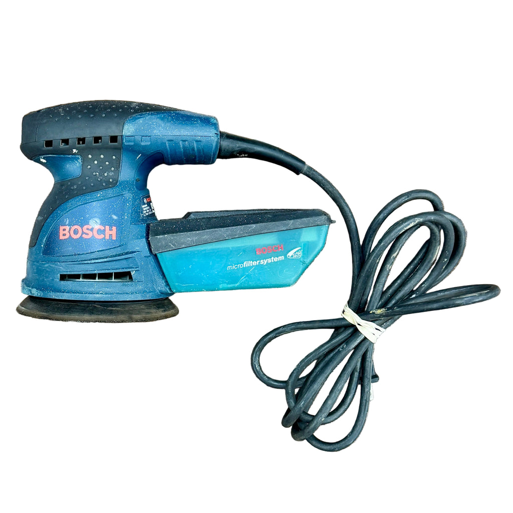 BOSCH 2.5-Amp 5" Corded Variable Speed Random Orbit Sander (ROS20VS) Blue Bosch power sander with a coiled cable on a white background