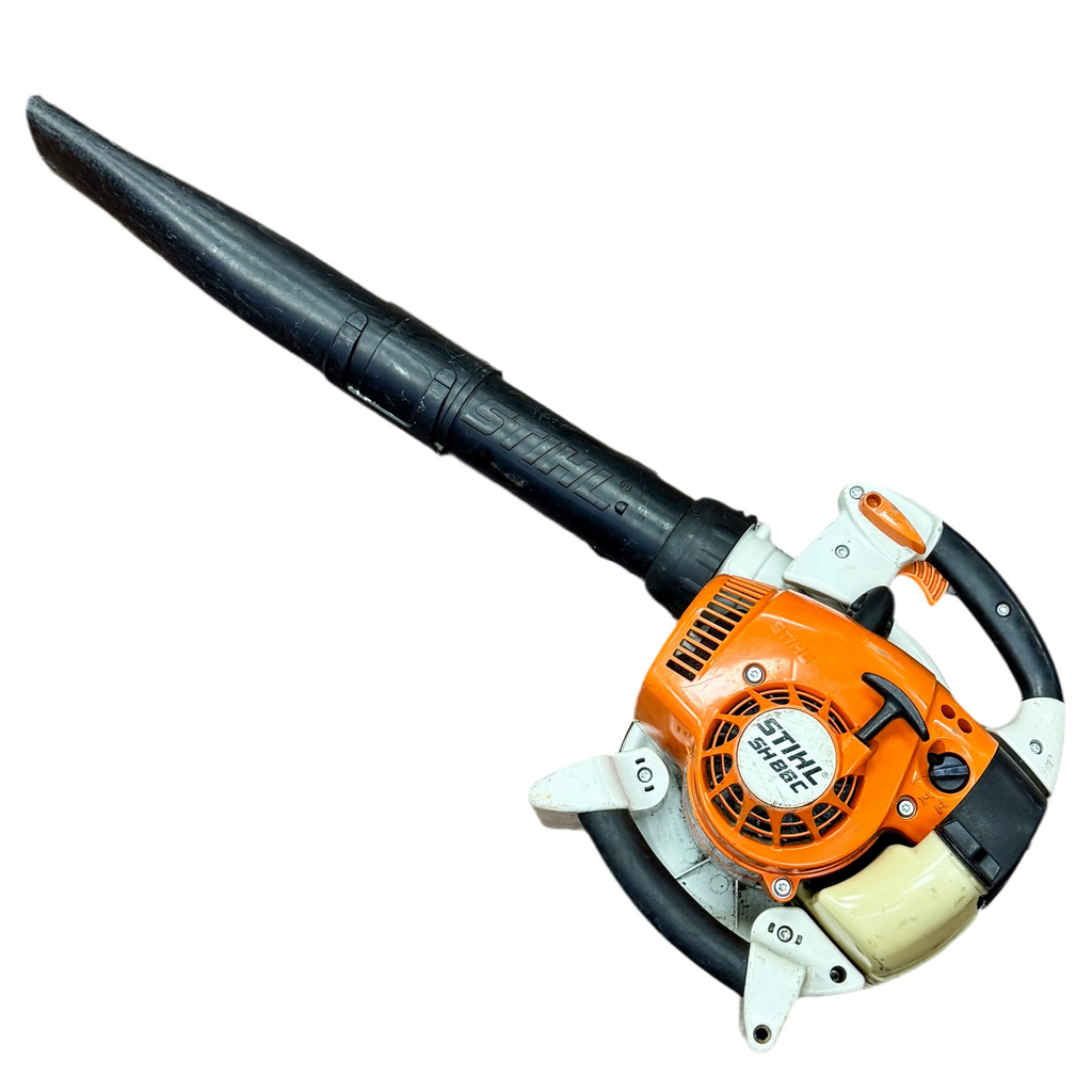 STIHL SH 86 C-E 170 MPH 444 CFM Professional Gas-Powered Handheld Blower/Shredder/Vacuum Orange and black leaf blower on a white background