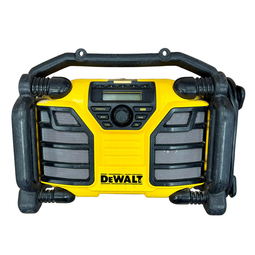 DeWalt 12V / 20V MAX Cordless Jobsite Radio/Charger (DCR015)
