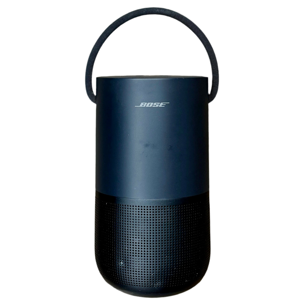 BOSE Portable Smart Speaker - Triple Black (429329) Bose portable speaker on a white background