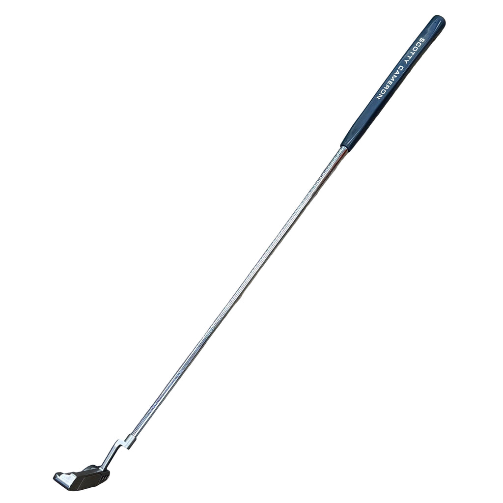 Titleist Scotty Cameron Select Newport Blade Putter RH Golf Club w/ Headcover Golf club with a blue and black shaft on a white background