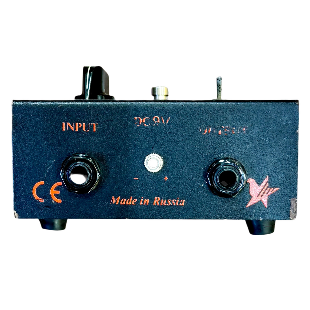 Electro-Harmonix Small Stone Phase Shifter Guitar Effects Pedal Guitar effects pedal with branding and specifications on a white background