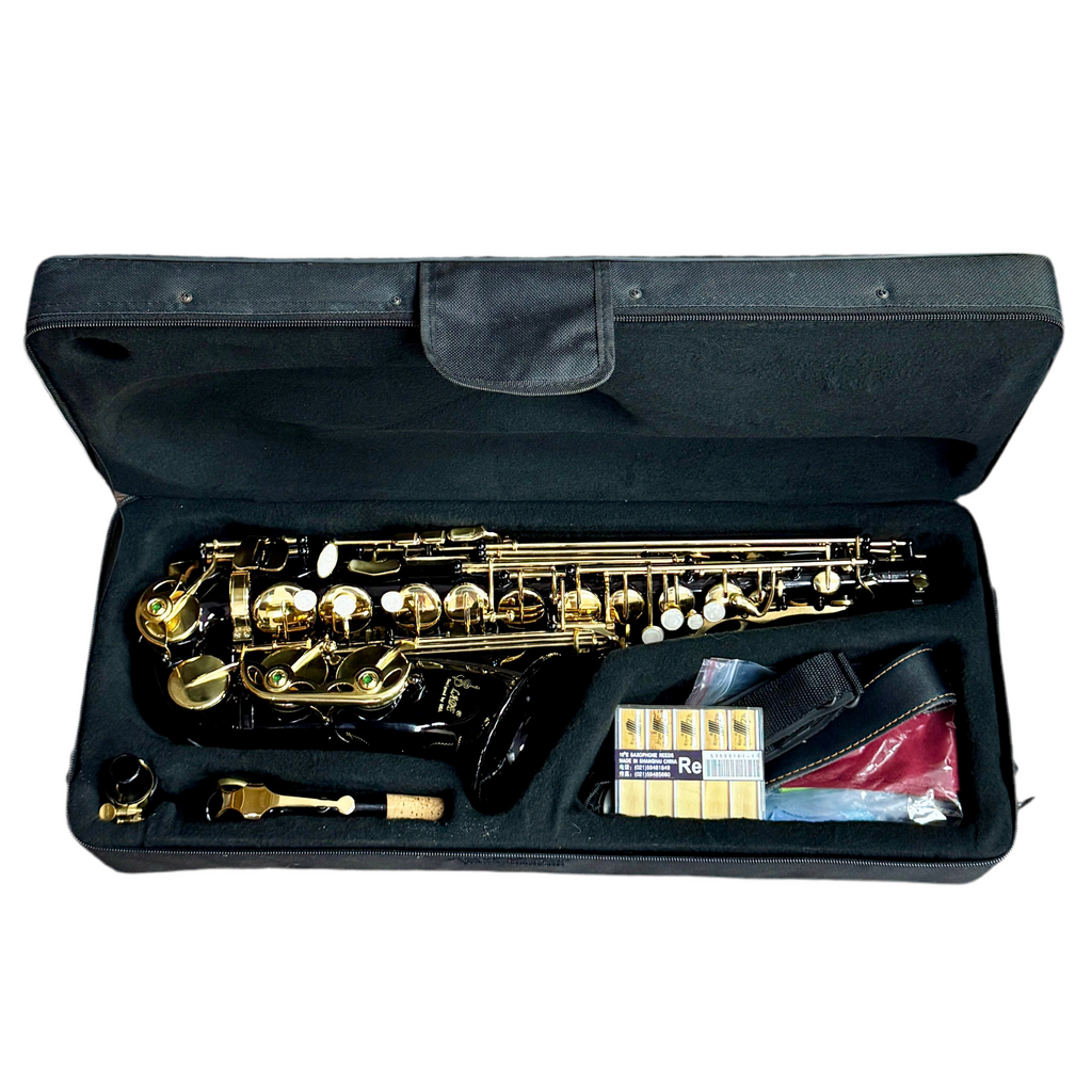 SLADE Eb Alto Saxophone w/ Case & Accessories Soprano saxophone in a black case with accessories on a white background