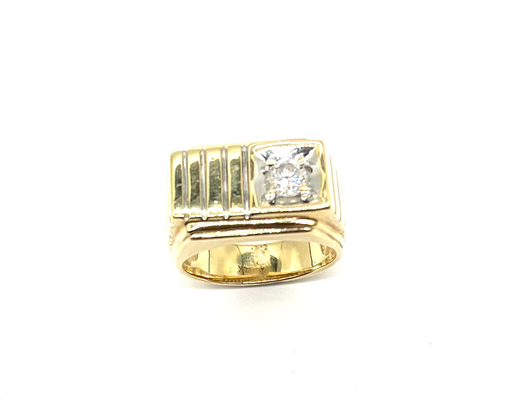 14k Diamond Ribbed Ring
