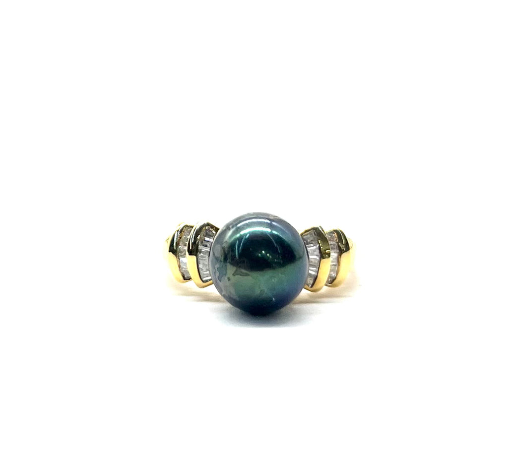 18k Tahitian Pearl and Diamond Ring front