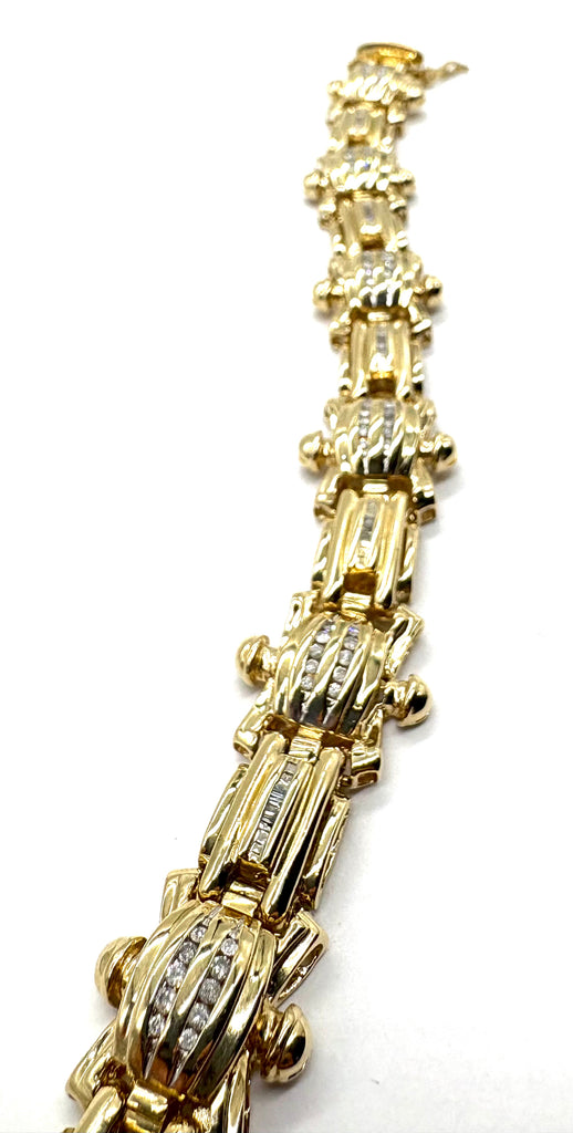 14k Yellow Gold Fancy Bar Bracelet close