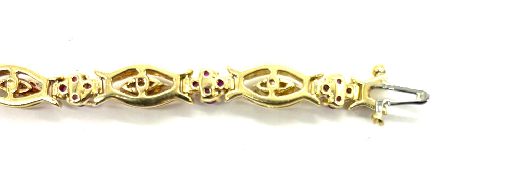 18k Diamond and Ruby Cutout Bracelet blurry