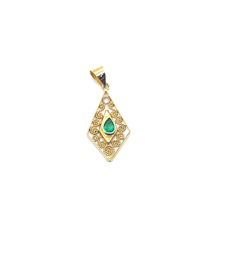 Vintage 18k Filigree Bezel Set Pear Shaped Emerald Pendant