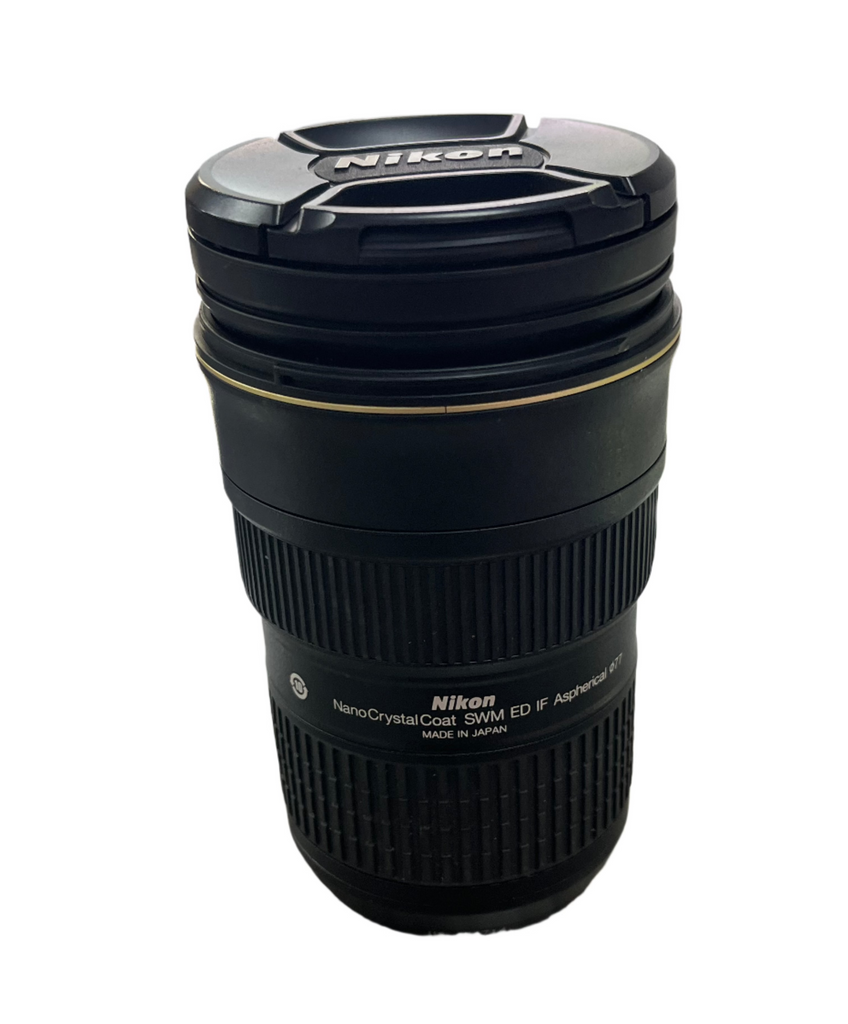 Nikon 24-70mm f/2.8 AF-S G ED NIKKOR Lens tall