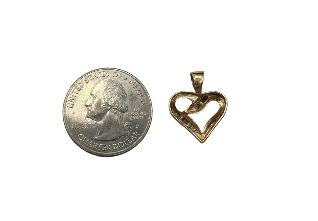 10k Yellow Gold Diamond Heart Pendant  1/10 CTW  .9 Grams