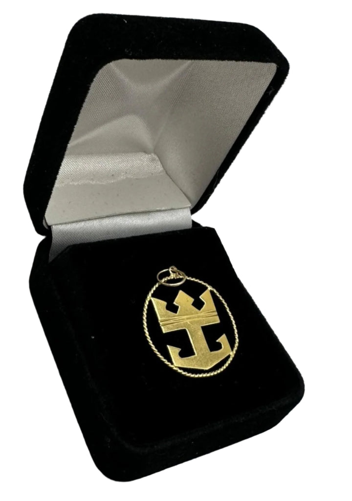 18K Yellow Gold Royal Caribbean Pendant Charm  2.2 Grams