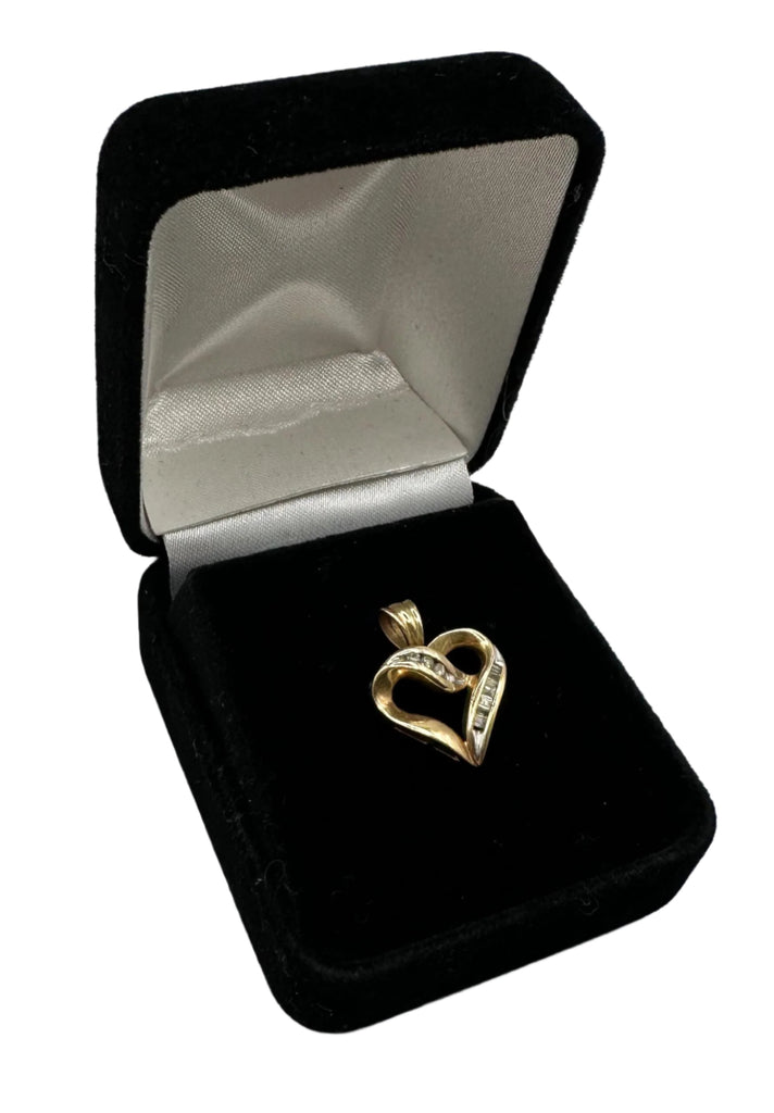 10k Yellow Gold Diamond Heart Pendant  1/10 CTW  .9 Grams