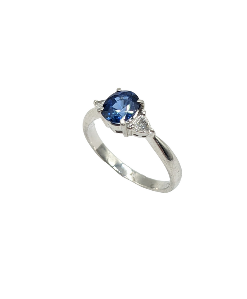 1.08 Carat Total Weight Sapphire Ring with Diamond Accents - Dick's Pawn Superstore