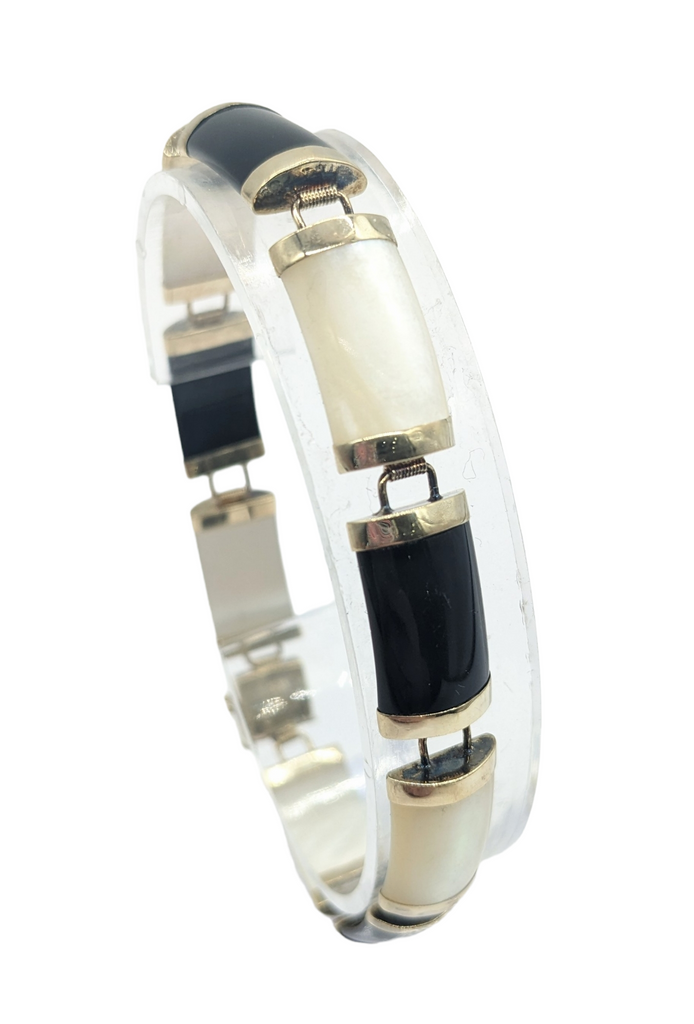 Black Onyx and Mother of Pearl Bracelet - Dick's Pawn Superstore