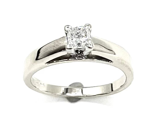1/2 Carat Princess Cut Diamond Solitaire Engagement Ring - Dick's Pawn Superstore